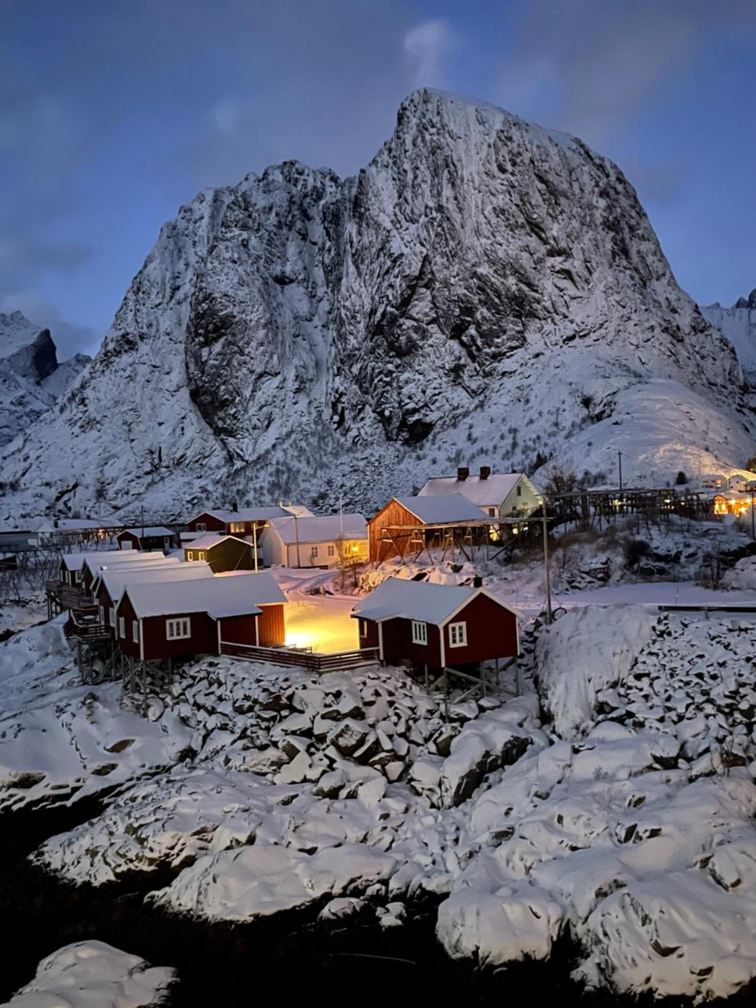 A, The Far End Of Lofoten, Top Apartment. Sorvagen Exterior photo