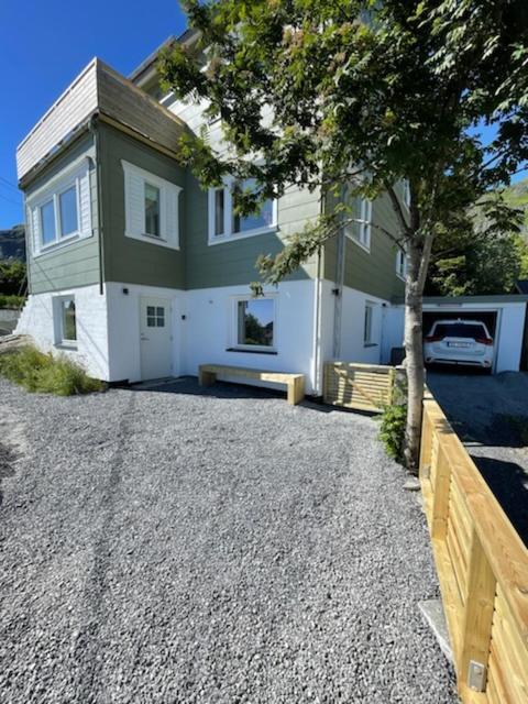A, The Far End Of Lofoten, Top Apartment. Sorvagen Exterior photo